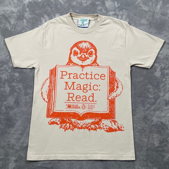 Online Ceramics T Shirt Mens Small Practice Magic Read Penguin Random House - Picture 1 of 7